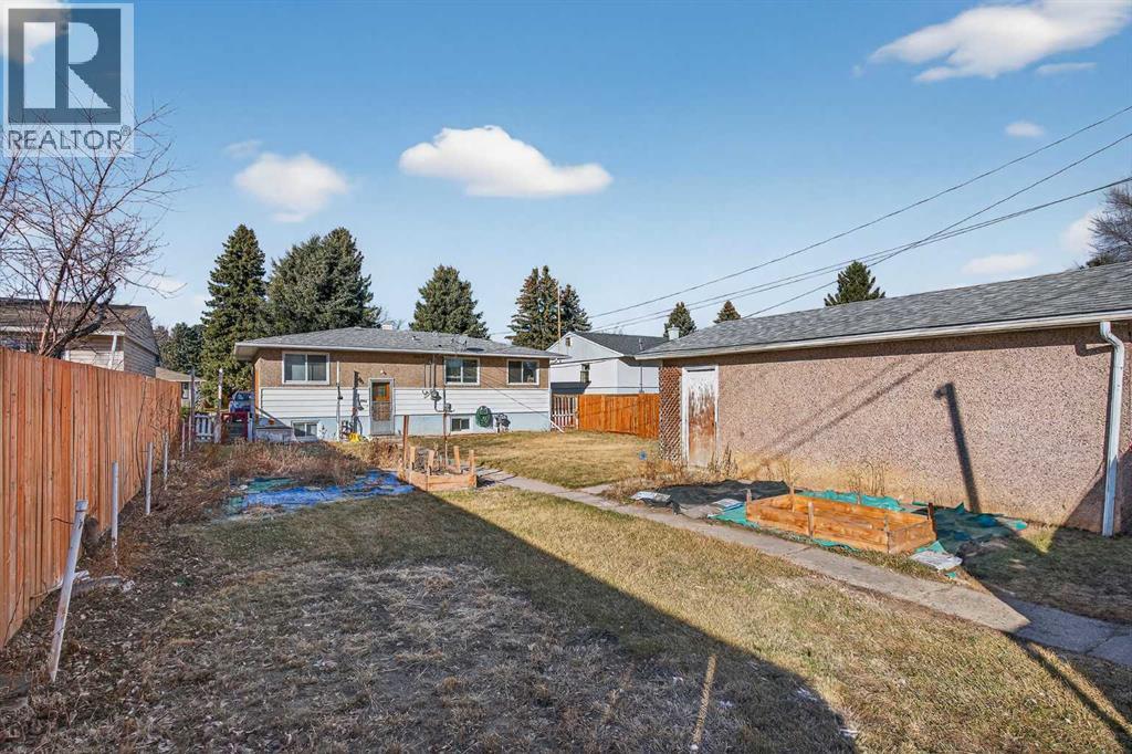 Single Family House Bungalow for Sale in   Street S Glendale Lethbridge 