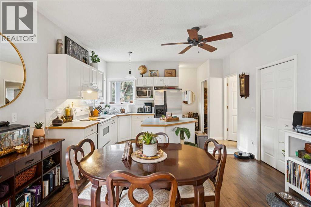 Single Family House for Sale in    Avenue SW Windsor Park Calgary 