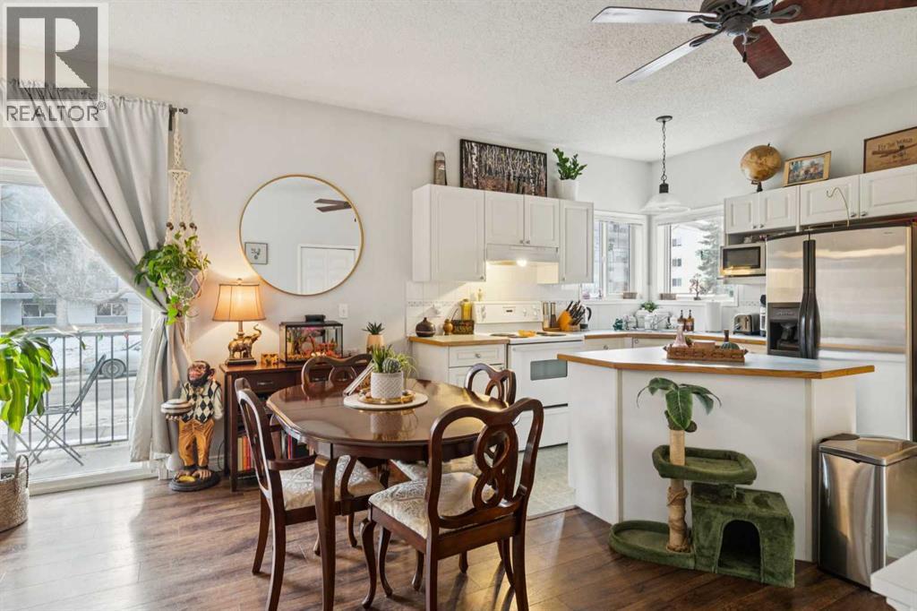 Single Family House for Sale in    Avenue SW Windsor Park Calgary 