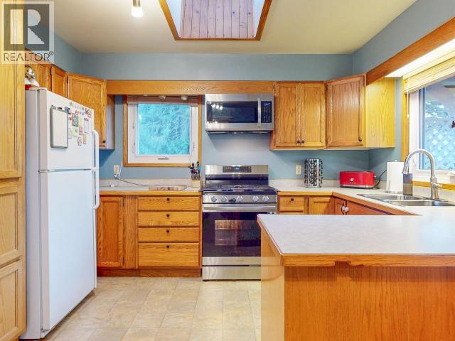 4678 ONTARIO AVE - 21