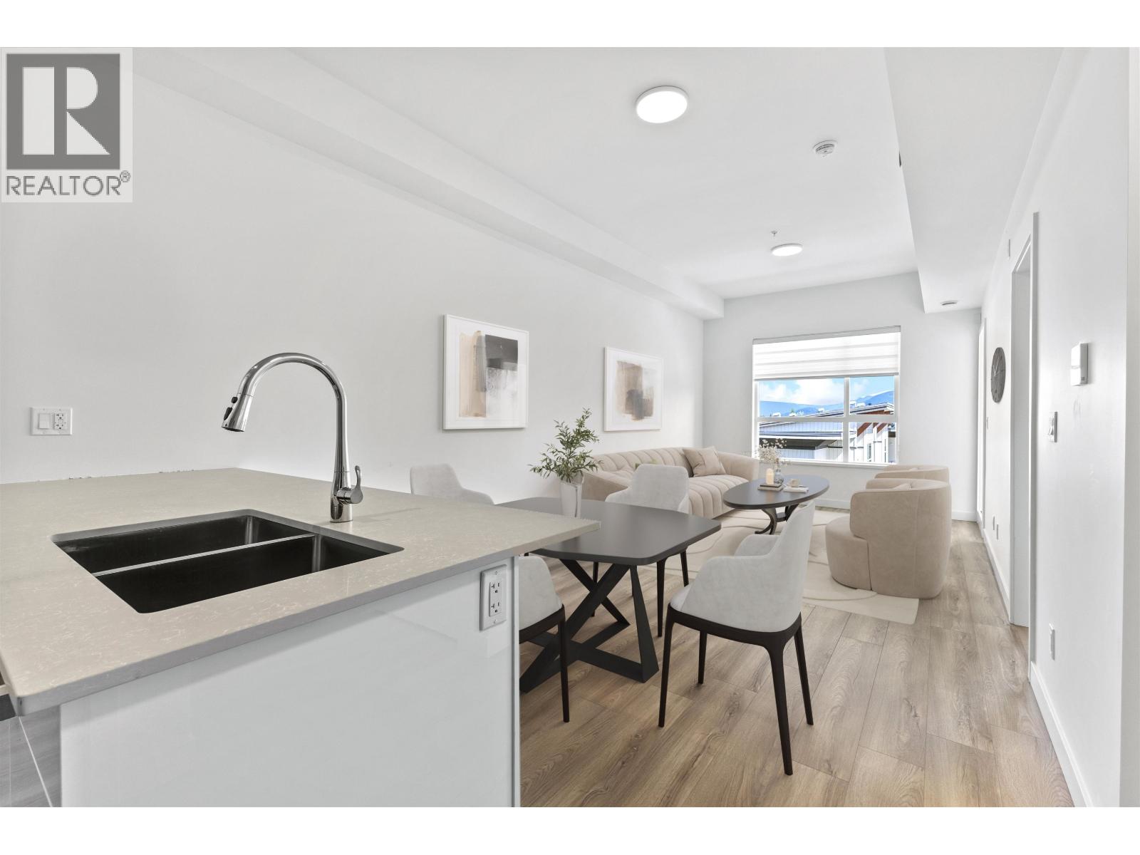 510 11913 BURNETT Street - main photo