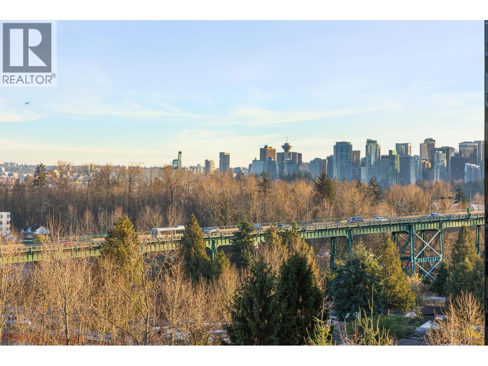 12C 338 TAYLOR WAY, West Vancouver