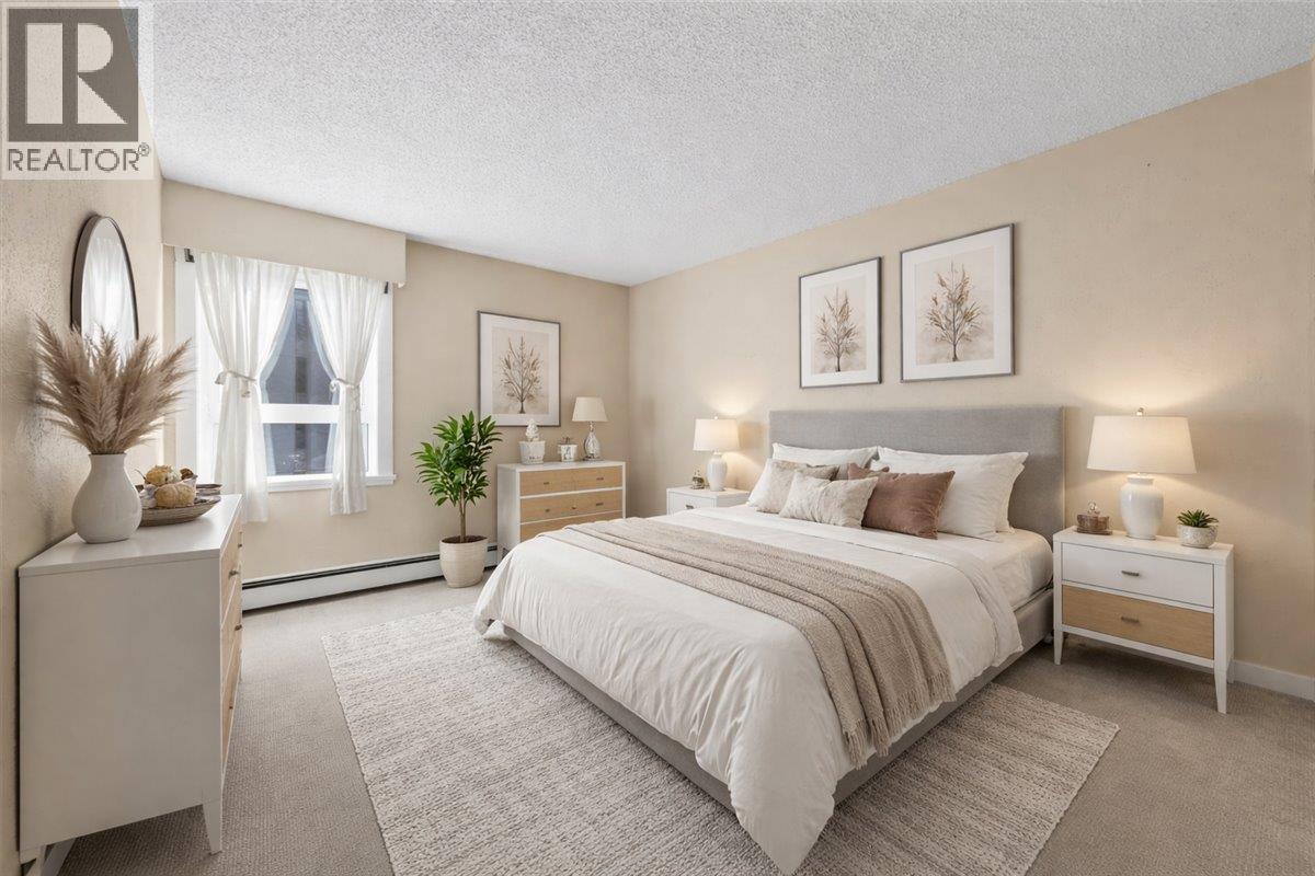 403 1340 DUCHESS AVENUE, West Vancouver