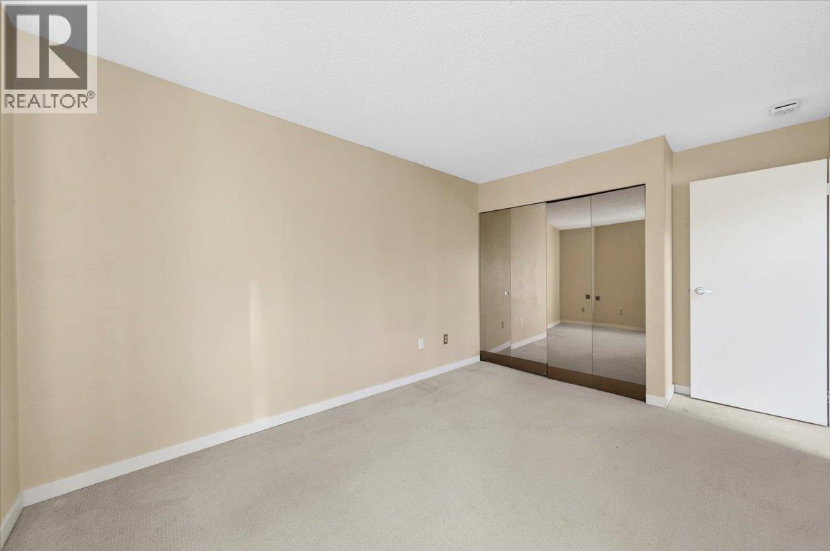 403 1340 DUCHESS AVENUE, West Vancouver