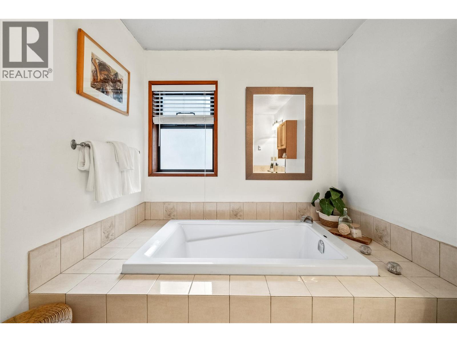 4378 Copper Cove Road, Scotch Creek