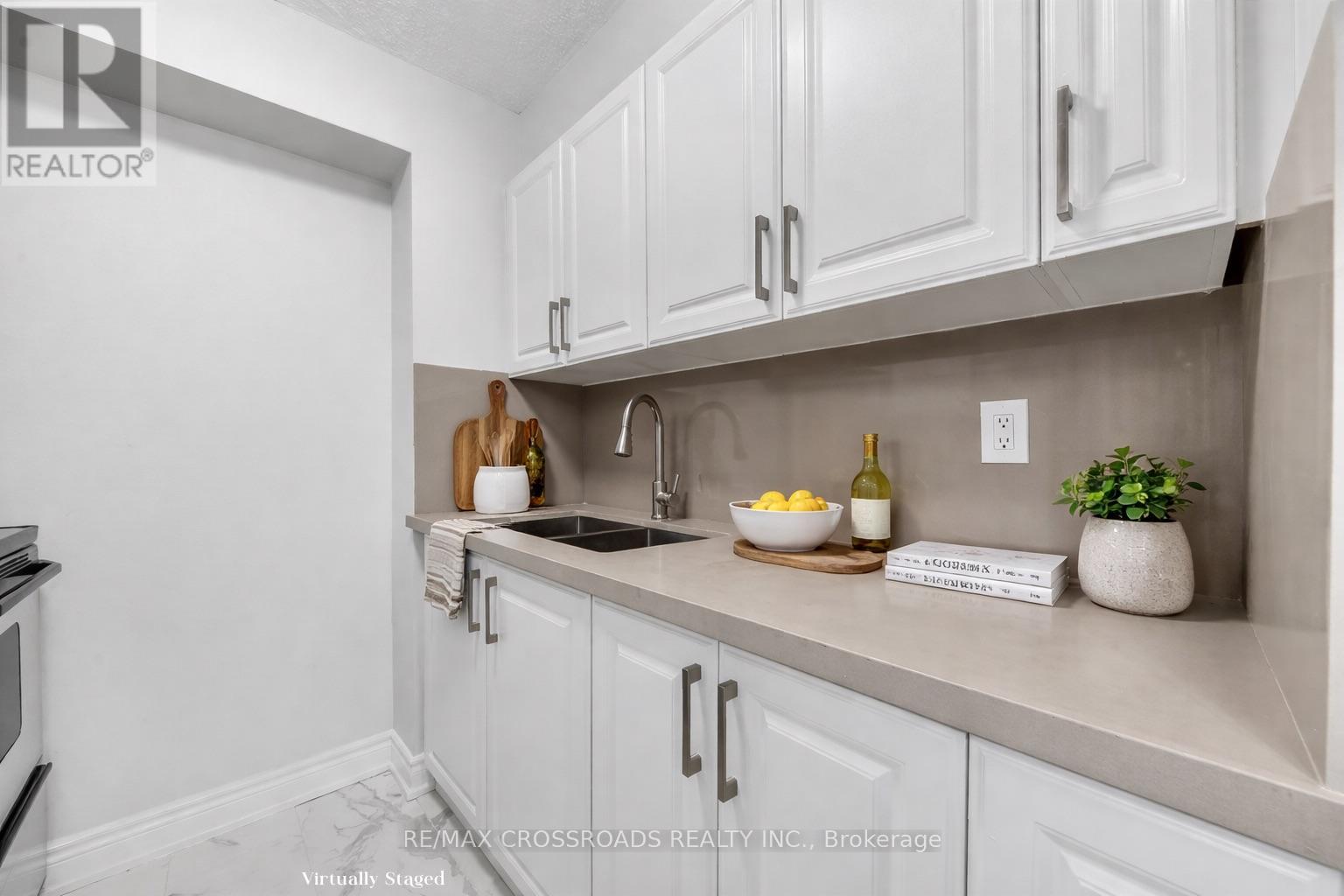 #113 5580 SHEPPARD AVENUE E - 15
