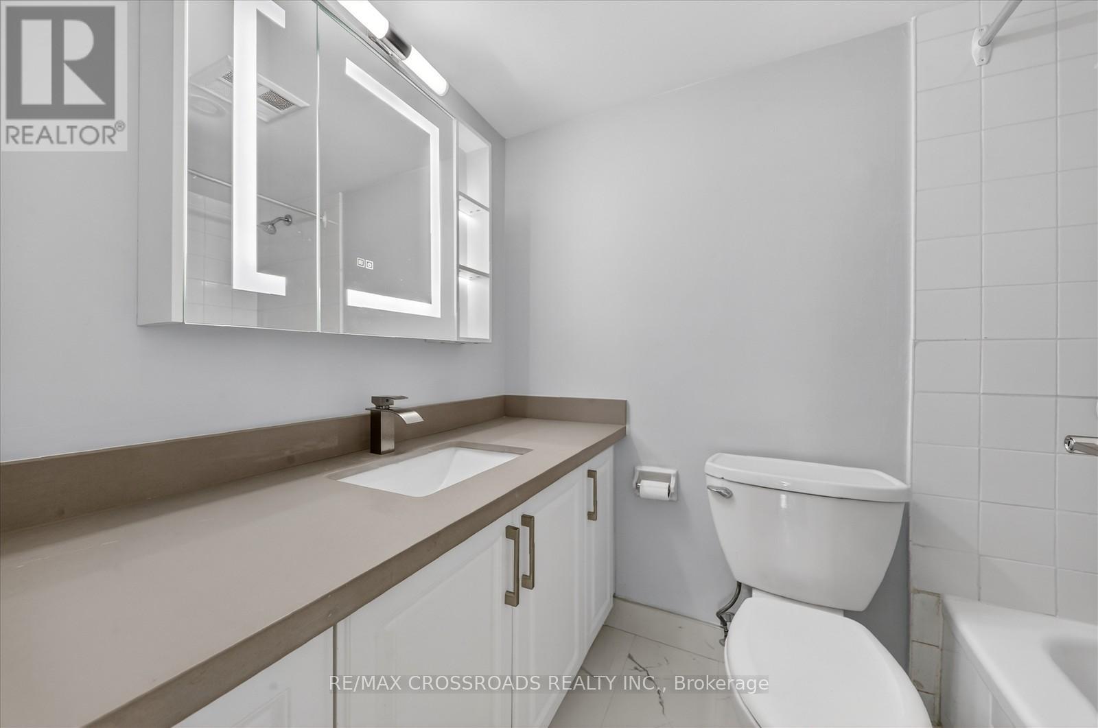 #113 5580 SHEPPARD AVENUE E - 21