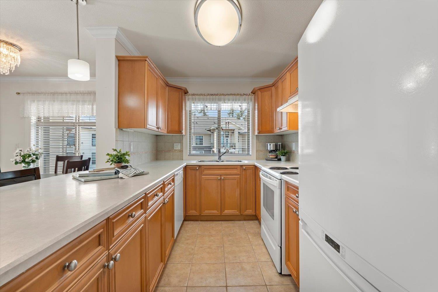 404 45769 STEVENSON ROAD, Sardis East Vedder, Chilliwack