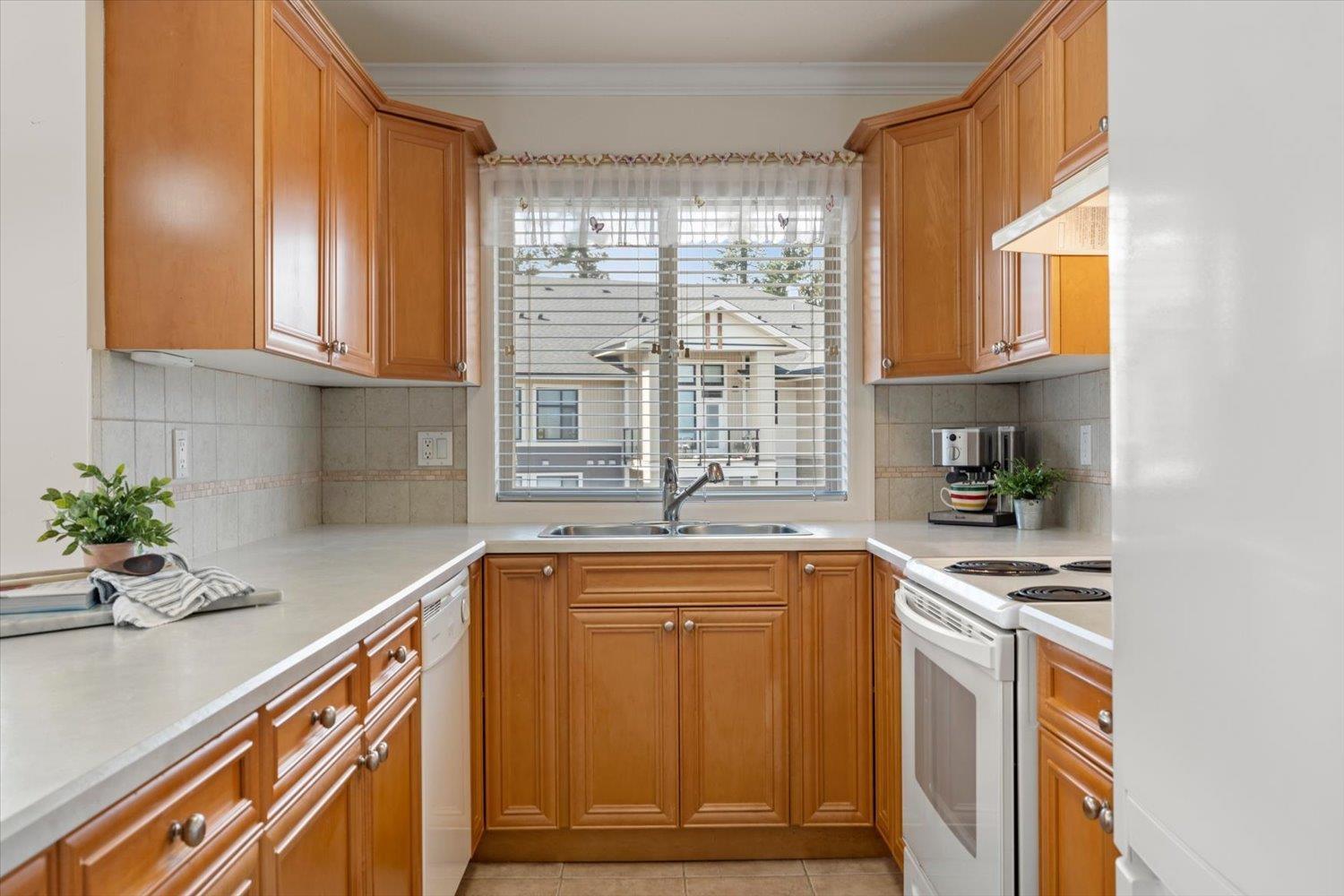 404 45769 STEVENSON ROAD, Sardis East Vedder, Chilliwack