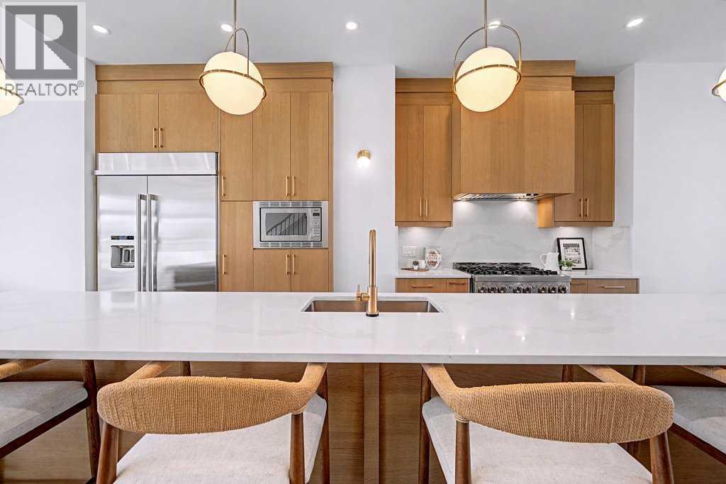 Single Family House for Sale in   Avenue SW Altadore Calgary 