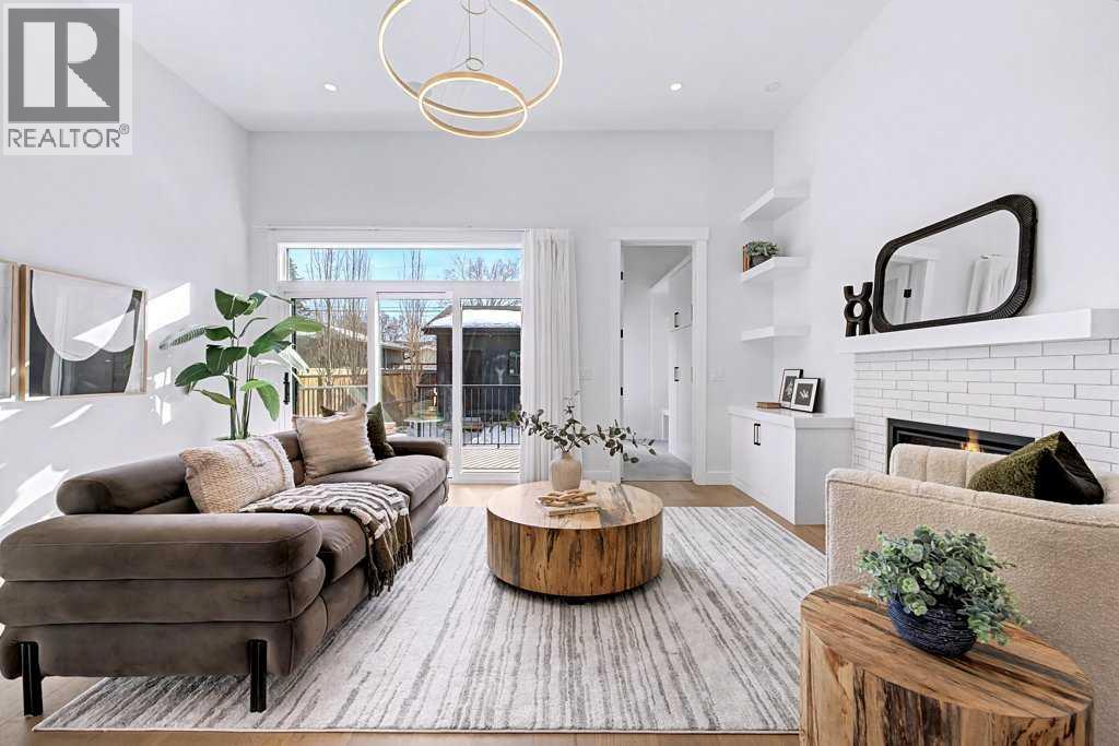 Single Family House for Sale in   Avenue SW Altadore Calgary 