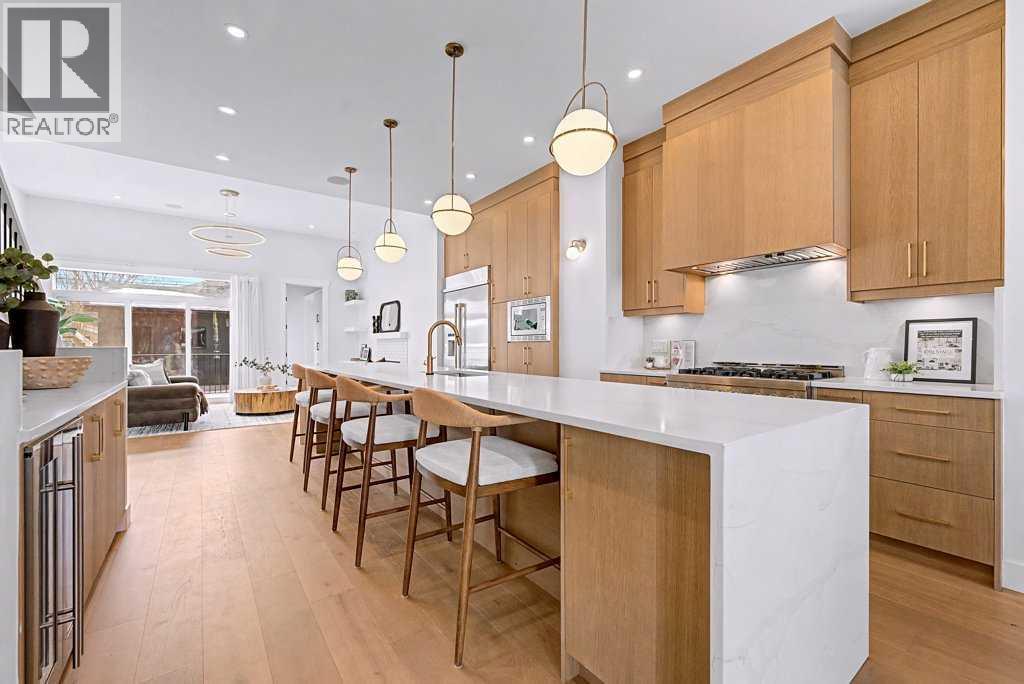 Single Family House for Sale in   Avenue SW Altadore Calgary 