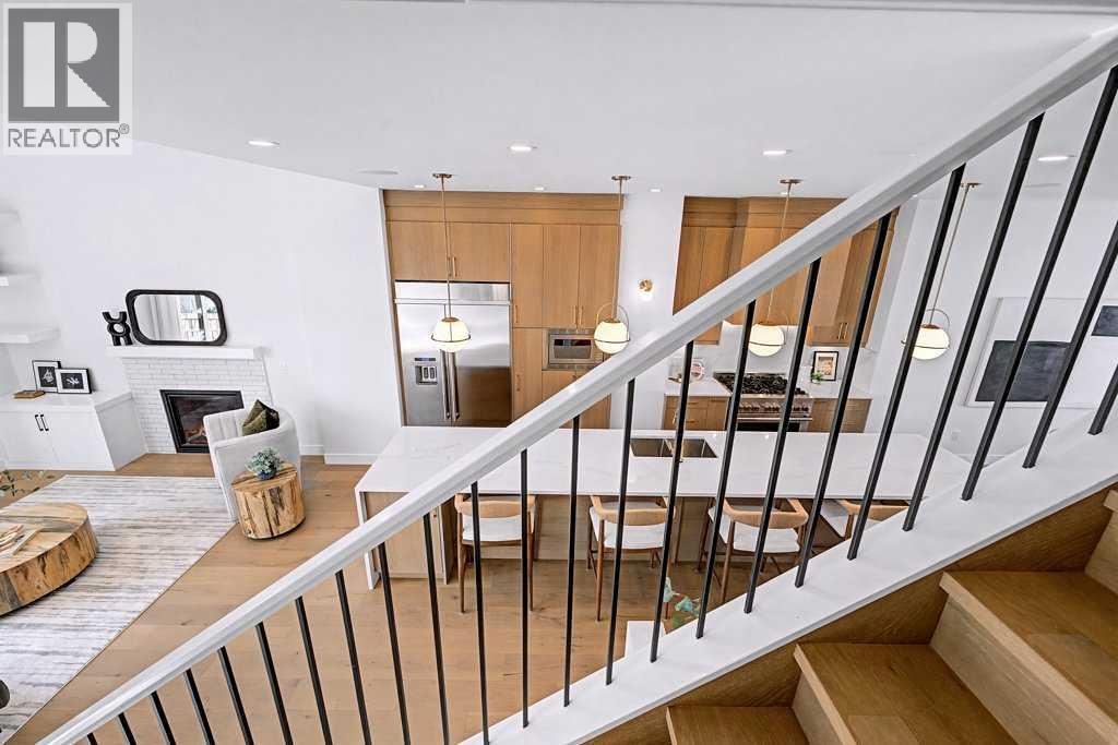 Single Family House for Sale in   Avenue SW Altadore Calgary 