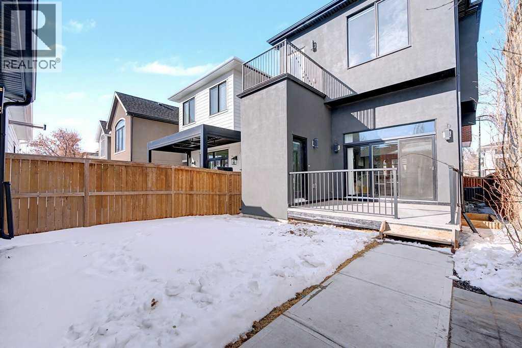 Single Family House for Sale in   Avenue SW Altadore Calgary 