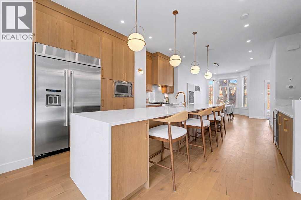 Single Family House for Sale in   Avenue SW Altadore Calgary 