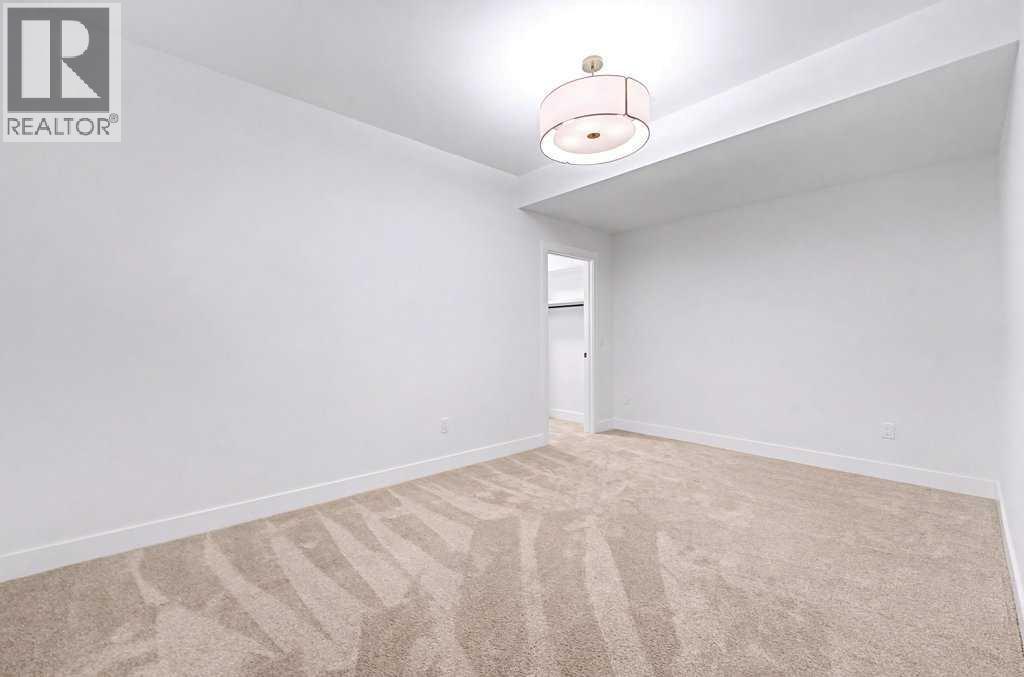 Single Family House for Sale in   Avenue SW Altadore Calgary 