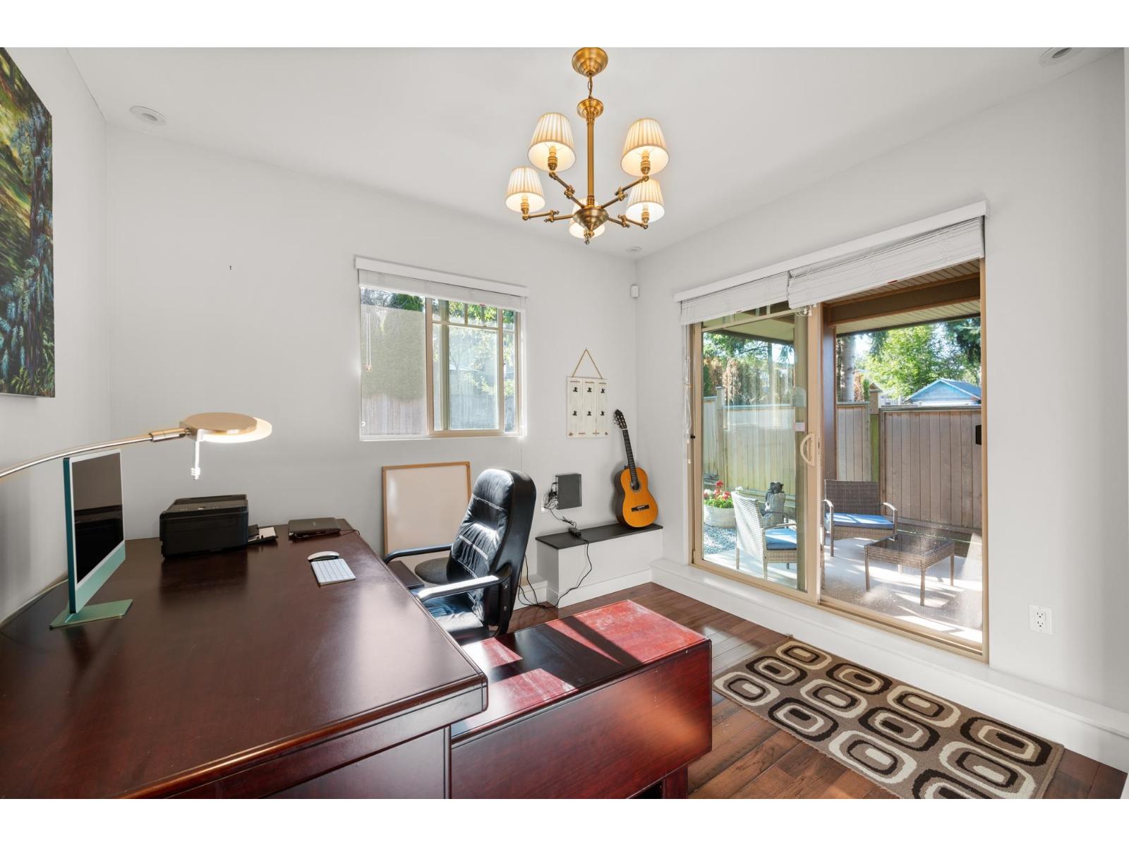 1247 STAYTE ROAD, White Rock