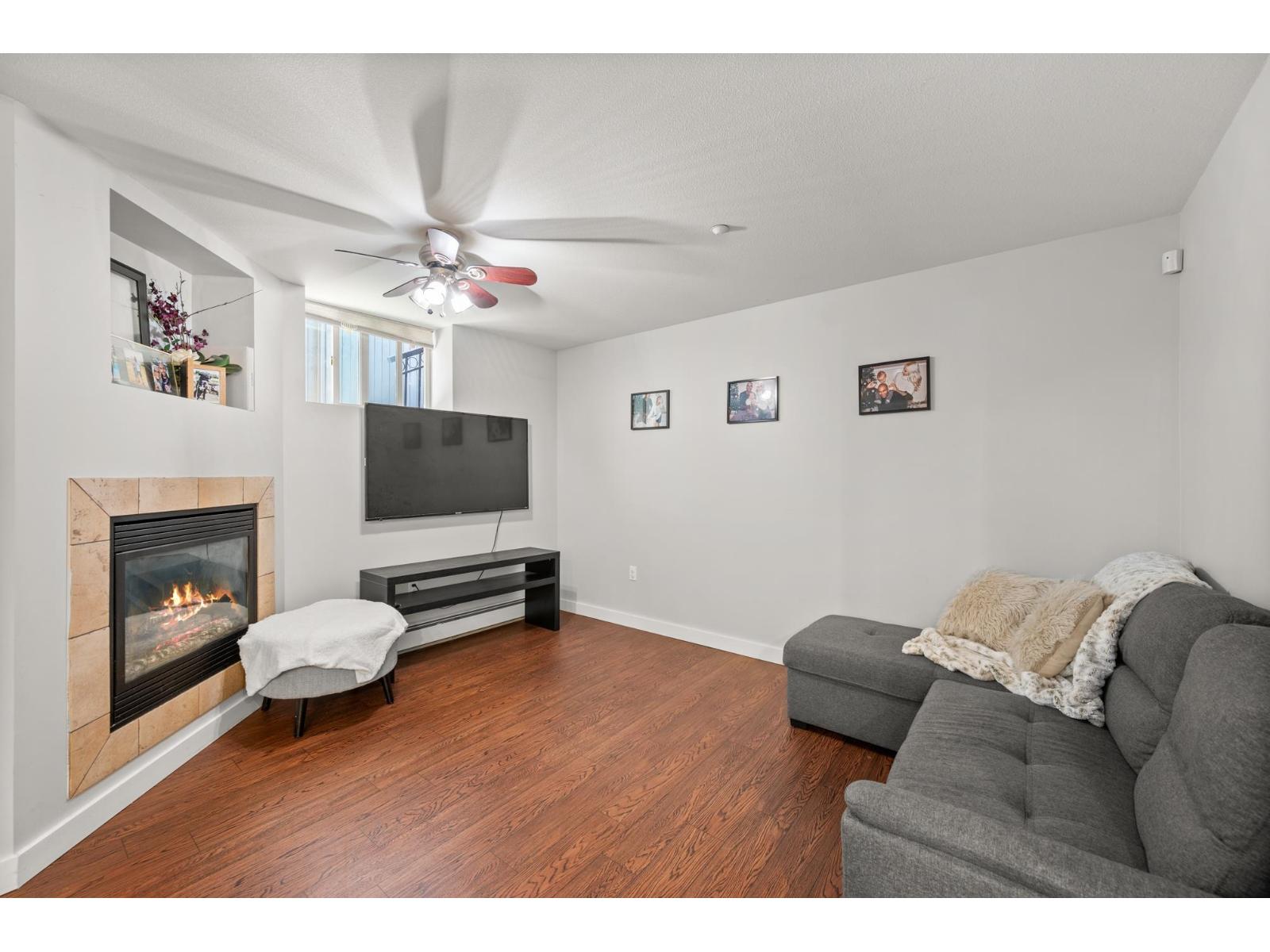 1247 STAYTE ROAD, White Rock