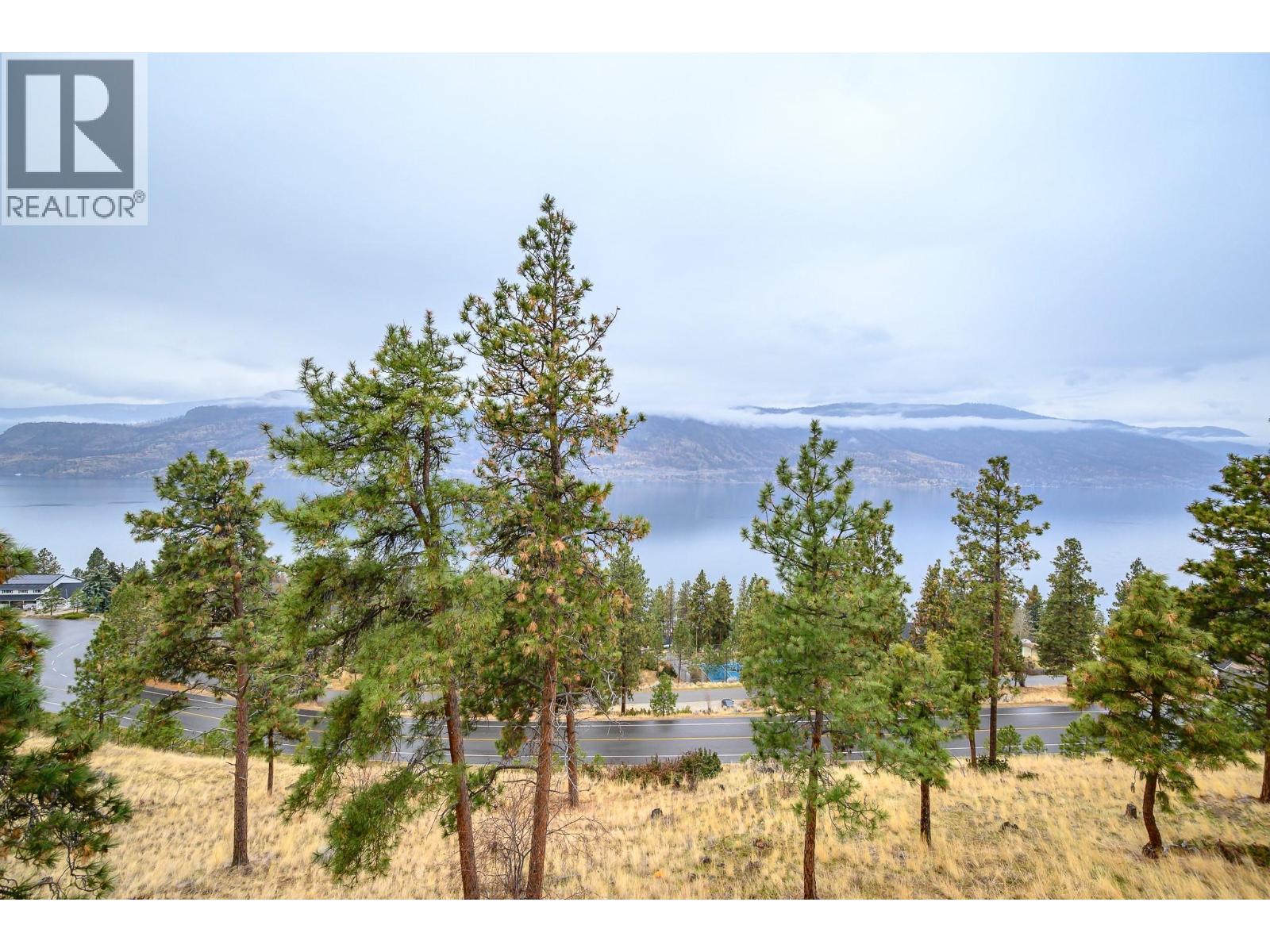  2328 Arthur Court, Kelowna