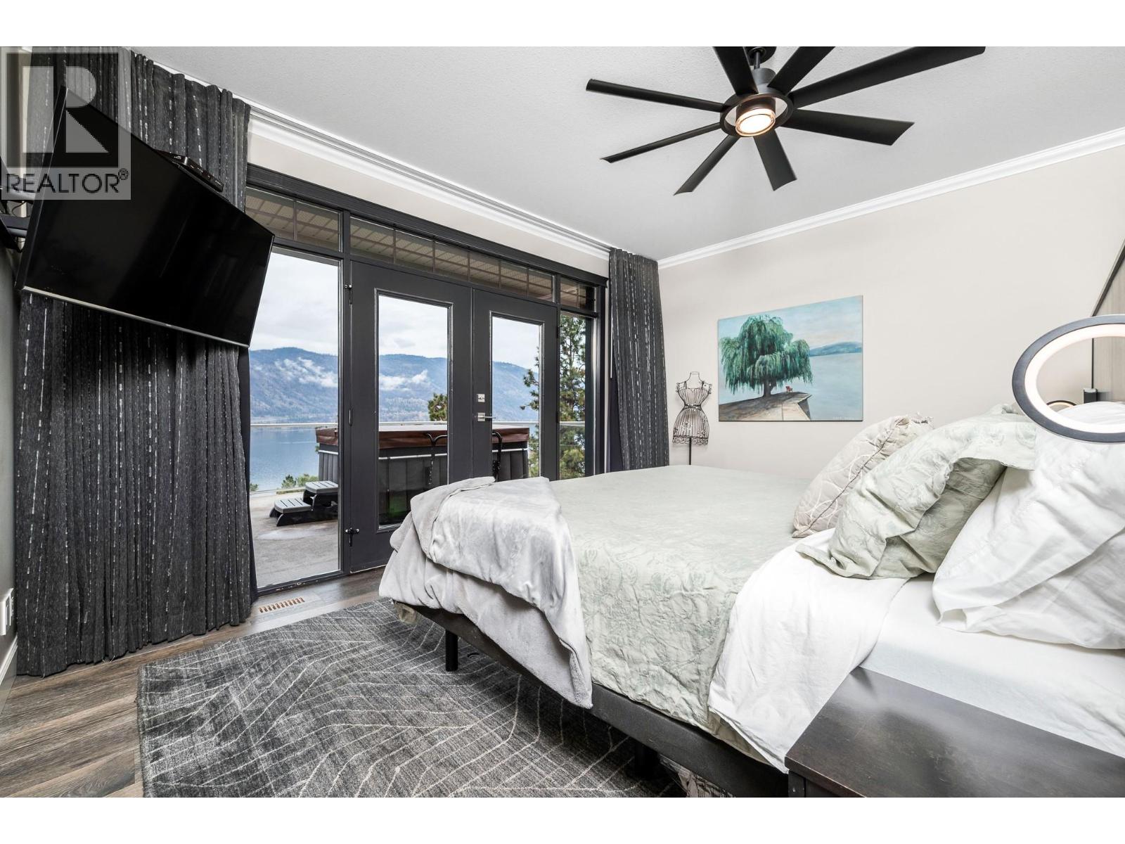  2328 Arthur Court, Kelowna