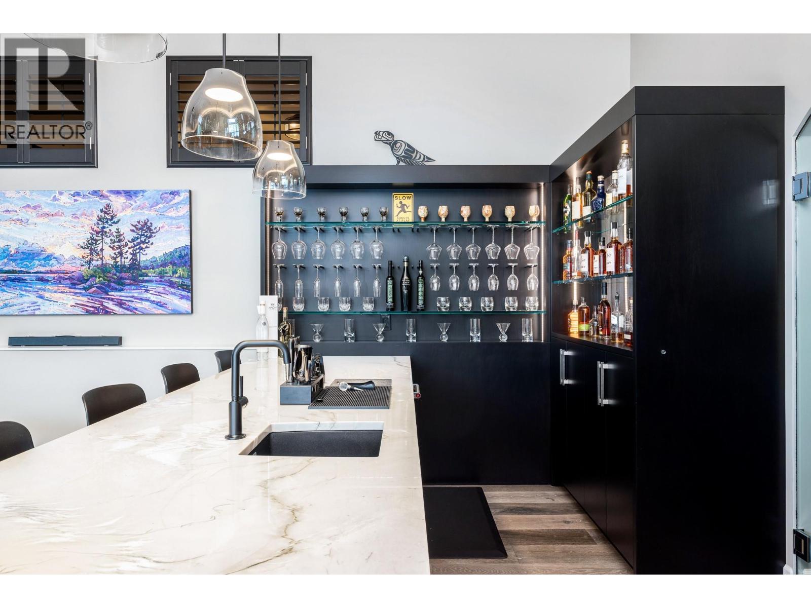  2328 Arthur Court, Kelowna