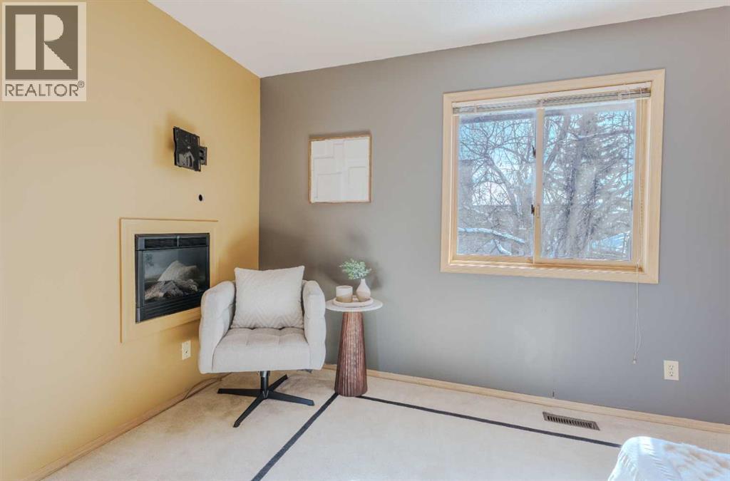 Single Family House for Sale in  Canterbury Court SW Canyon Meadows Calgary 