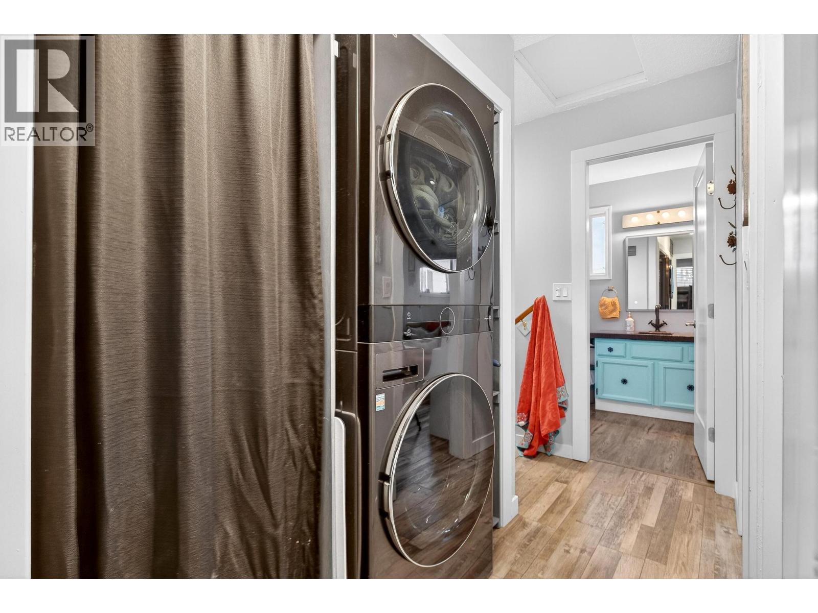 4 170 Davie Road, Kelowna