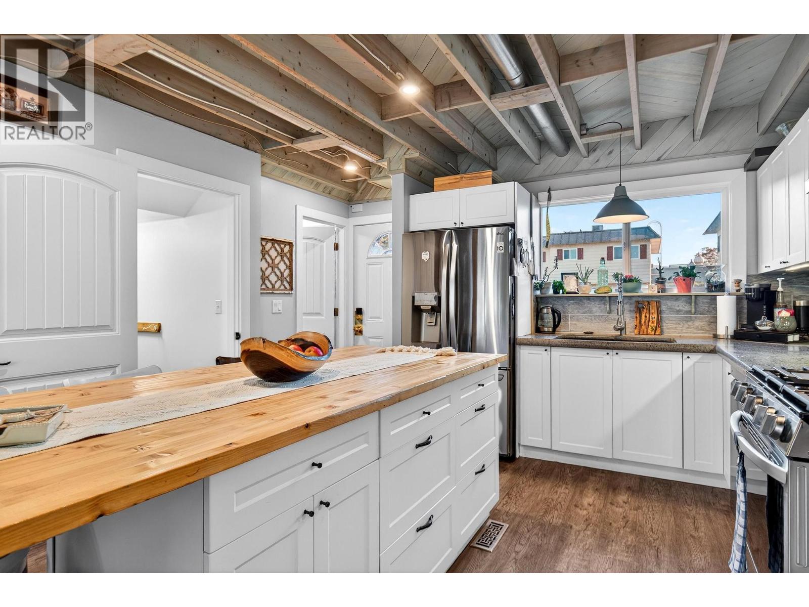 4 170 Davie Road, Kelowna