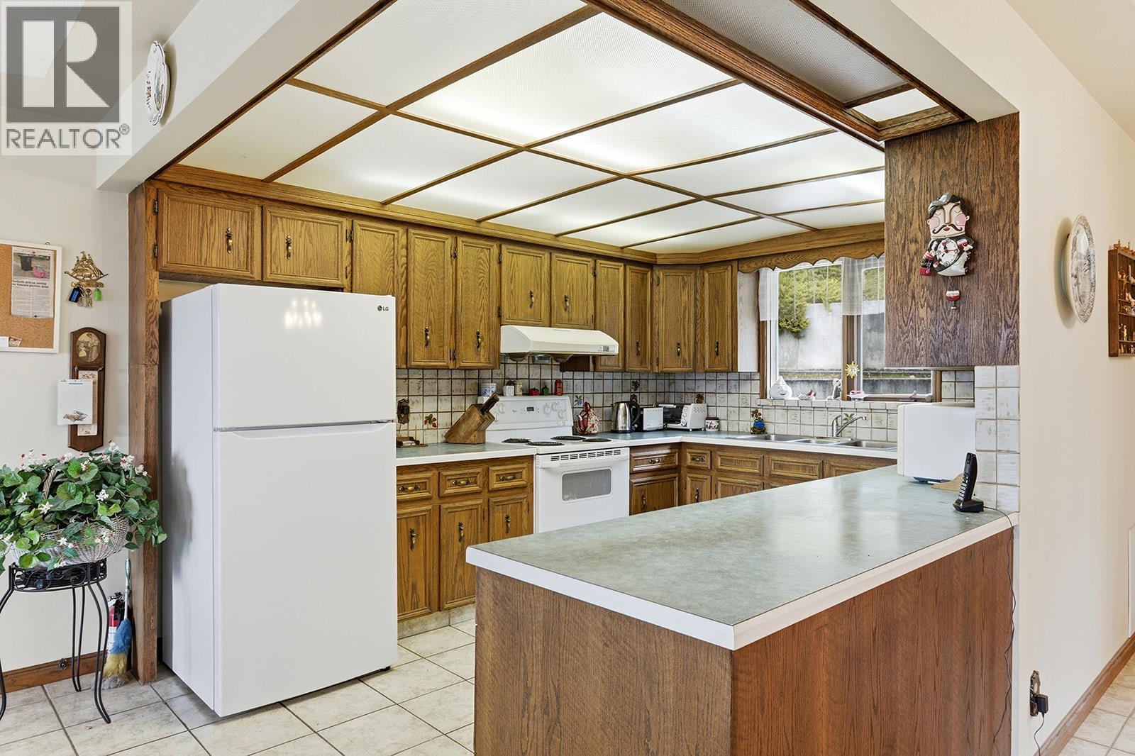 845 Mount Royal Drive, Kelowna