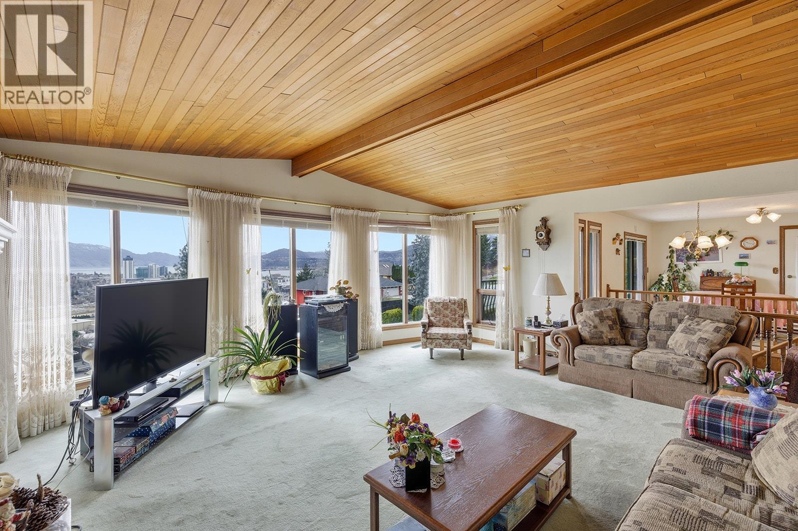 845 Mount Royal Drive, Kelowna