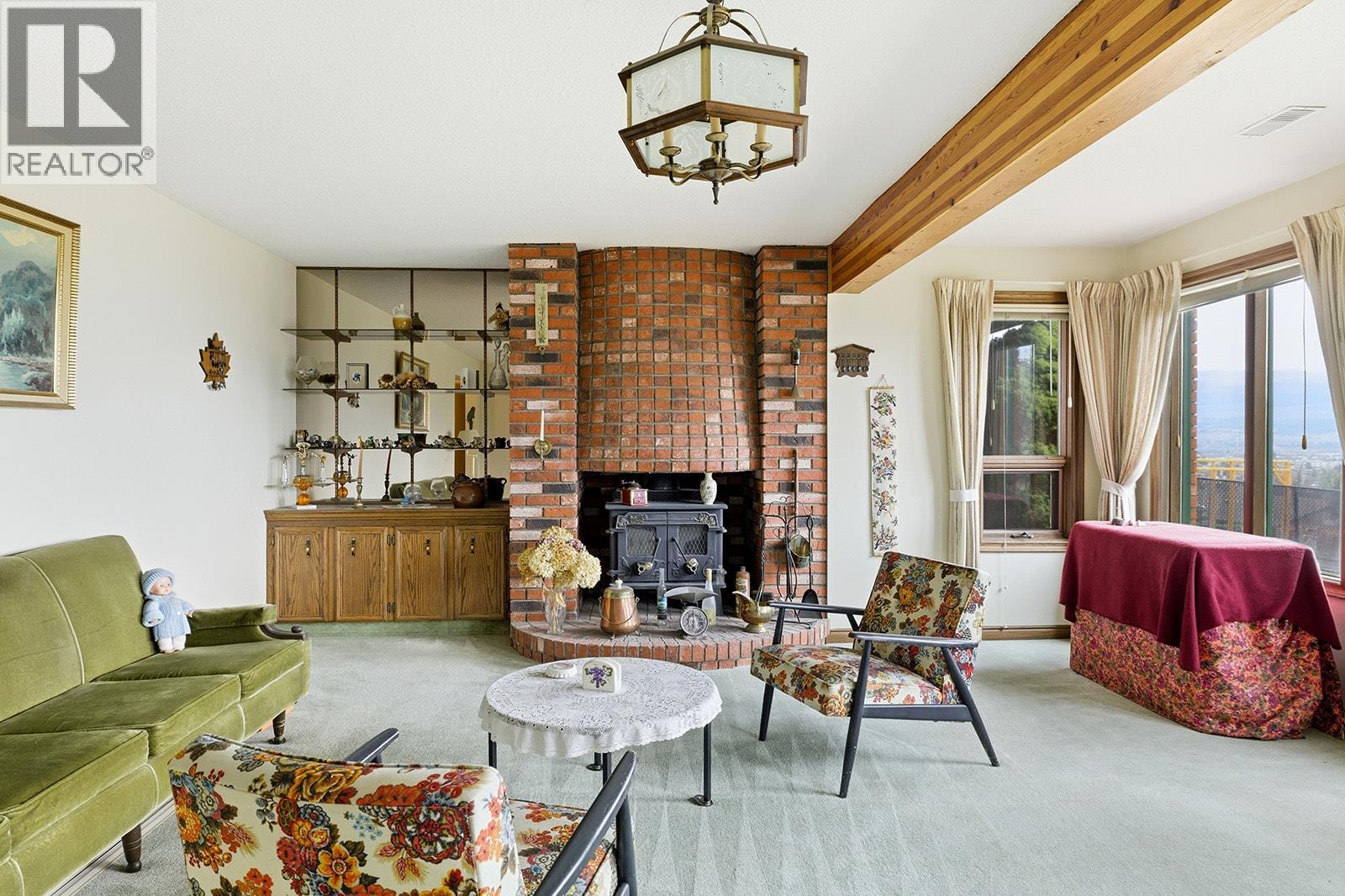 845 Mount Royal Drive, Kelowna