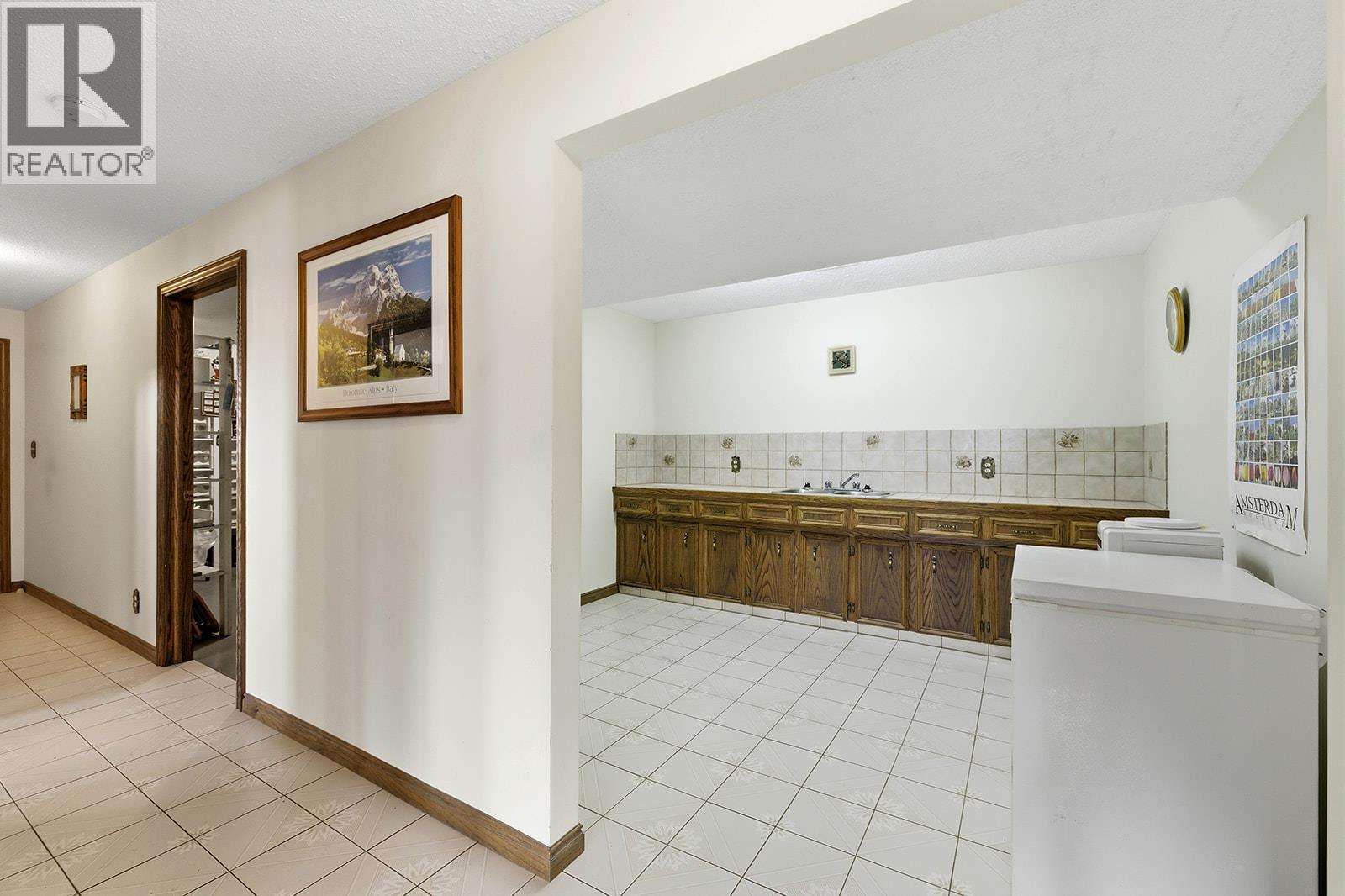 845 Mount Royal Drive, Kelowna