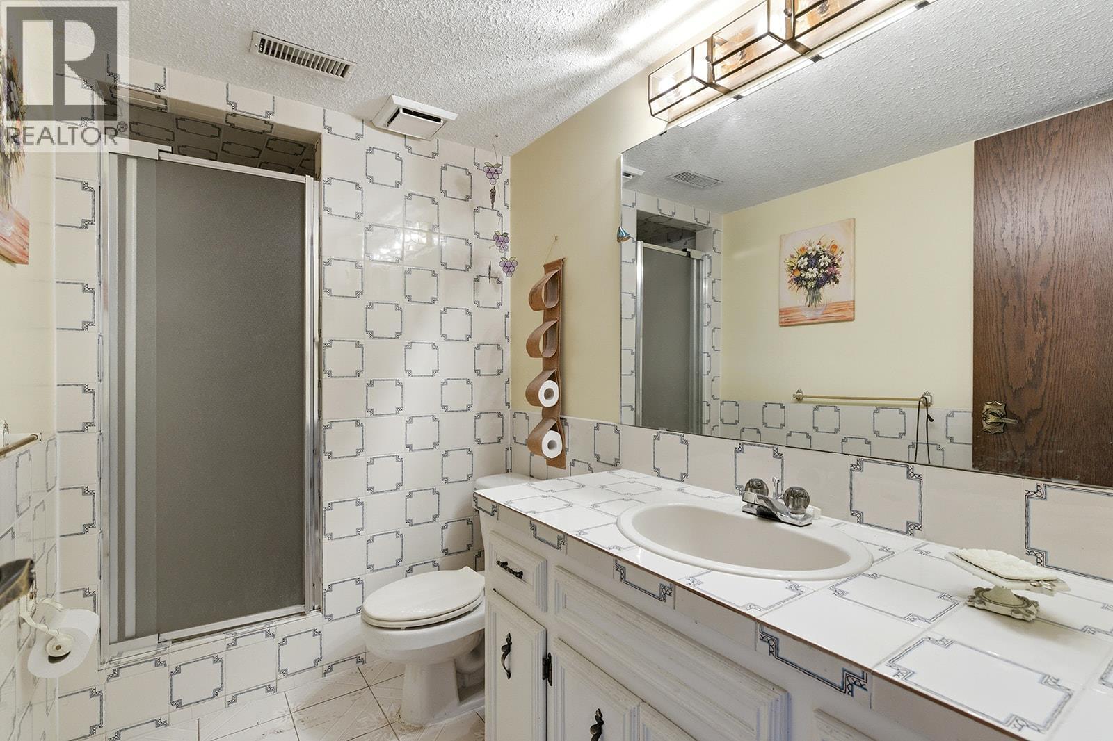 845 Mount Royal Drive, Kelowna