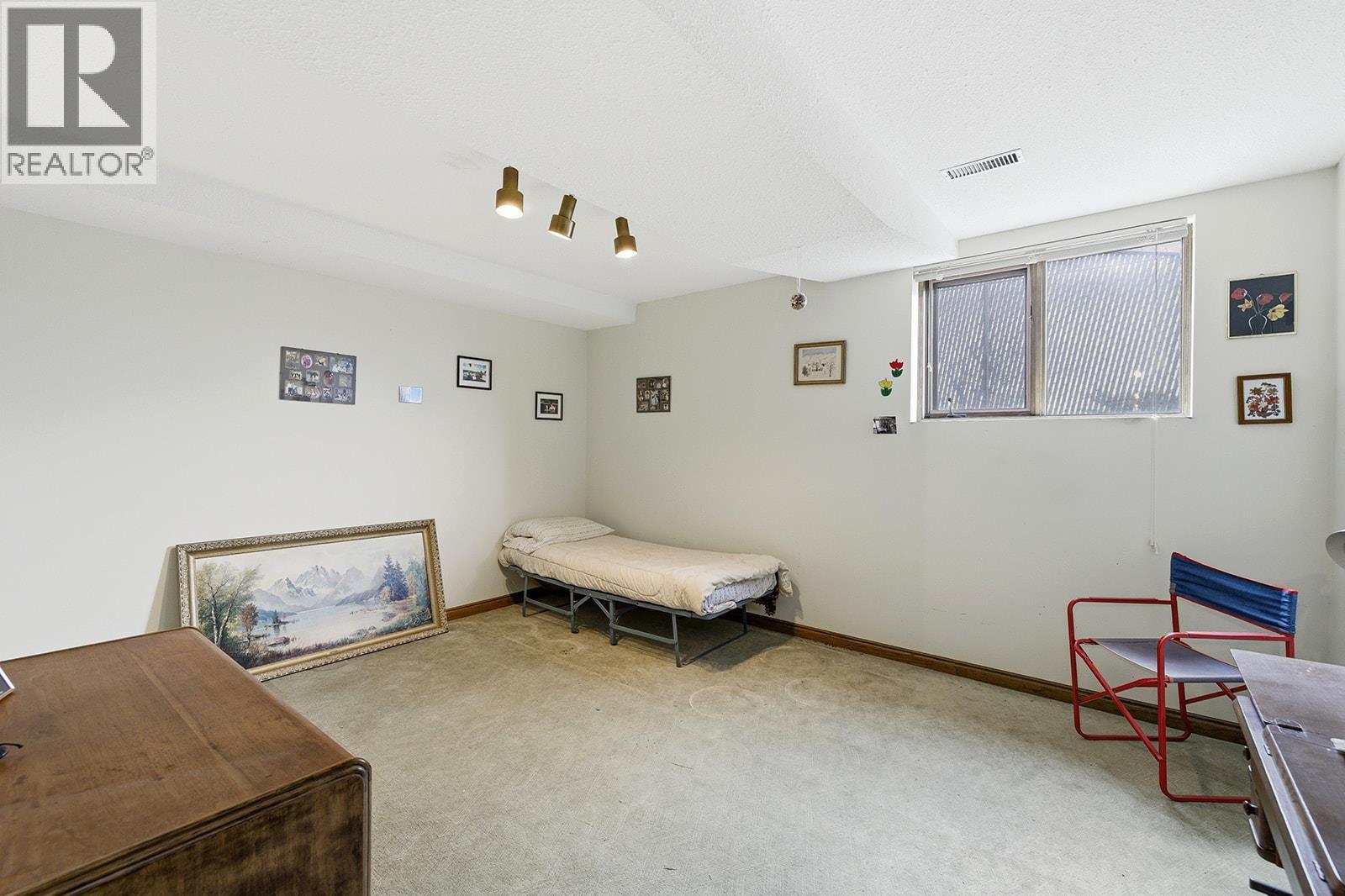 845 Mount Royal Drive, Kelowna