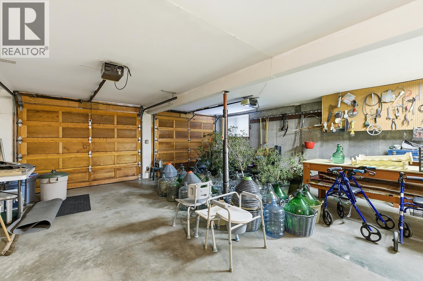 845 Mount Royal Drive, Kelowna