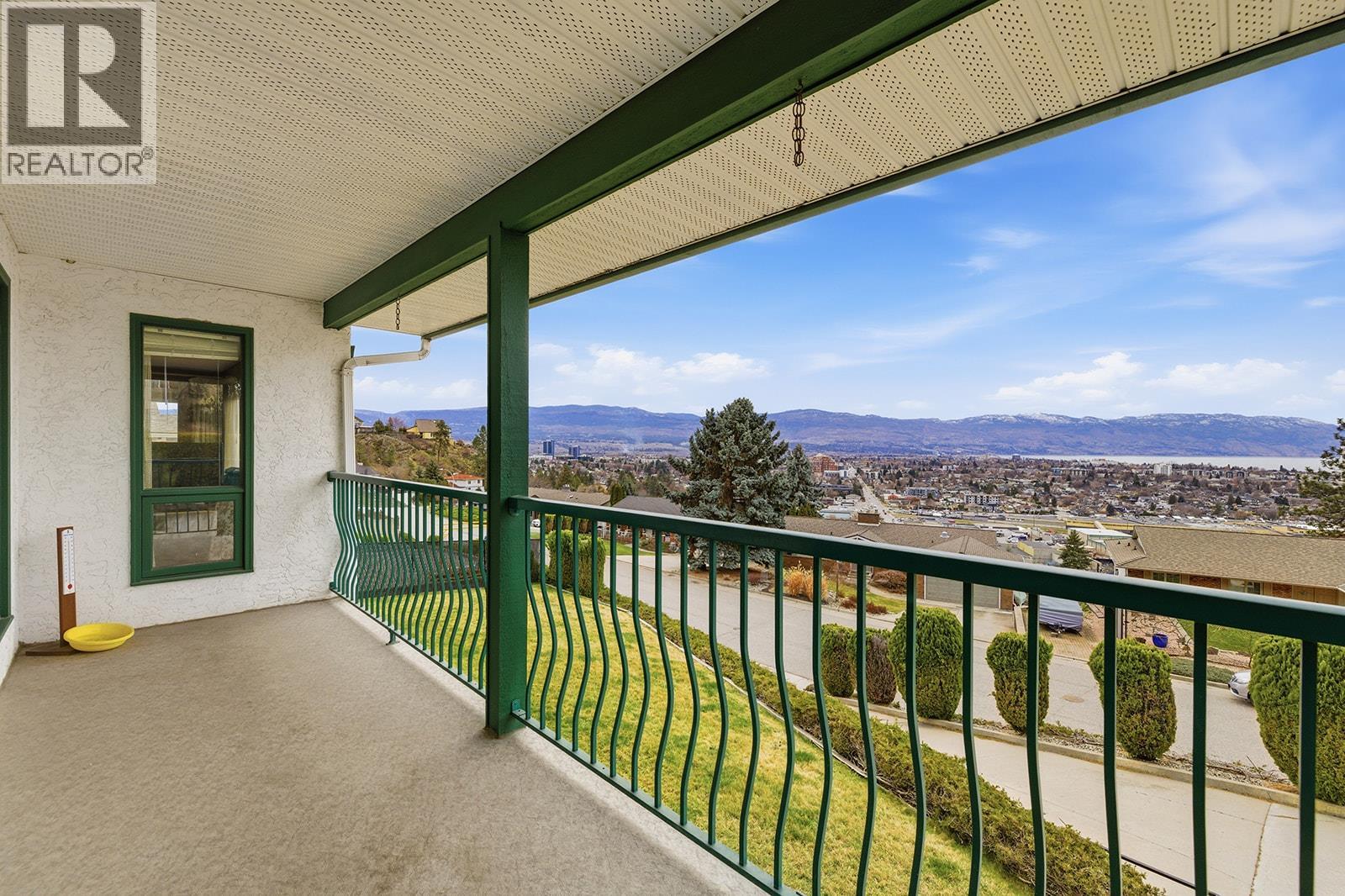 845 Mount Royal Drive, Kelowna