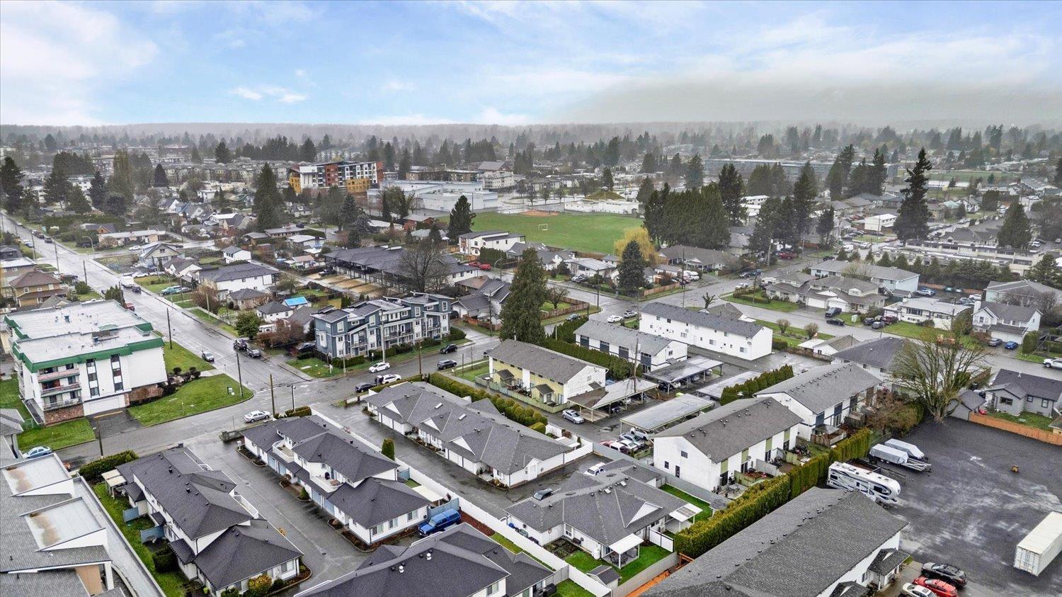 2 9342 HAZEL STREET, Chilliwack Proper East, Chilliwack