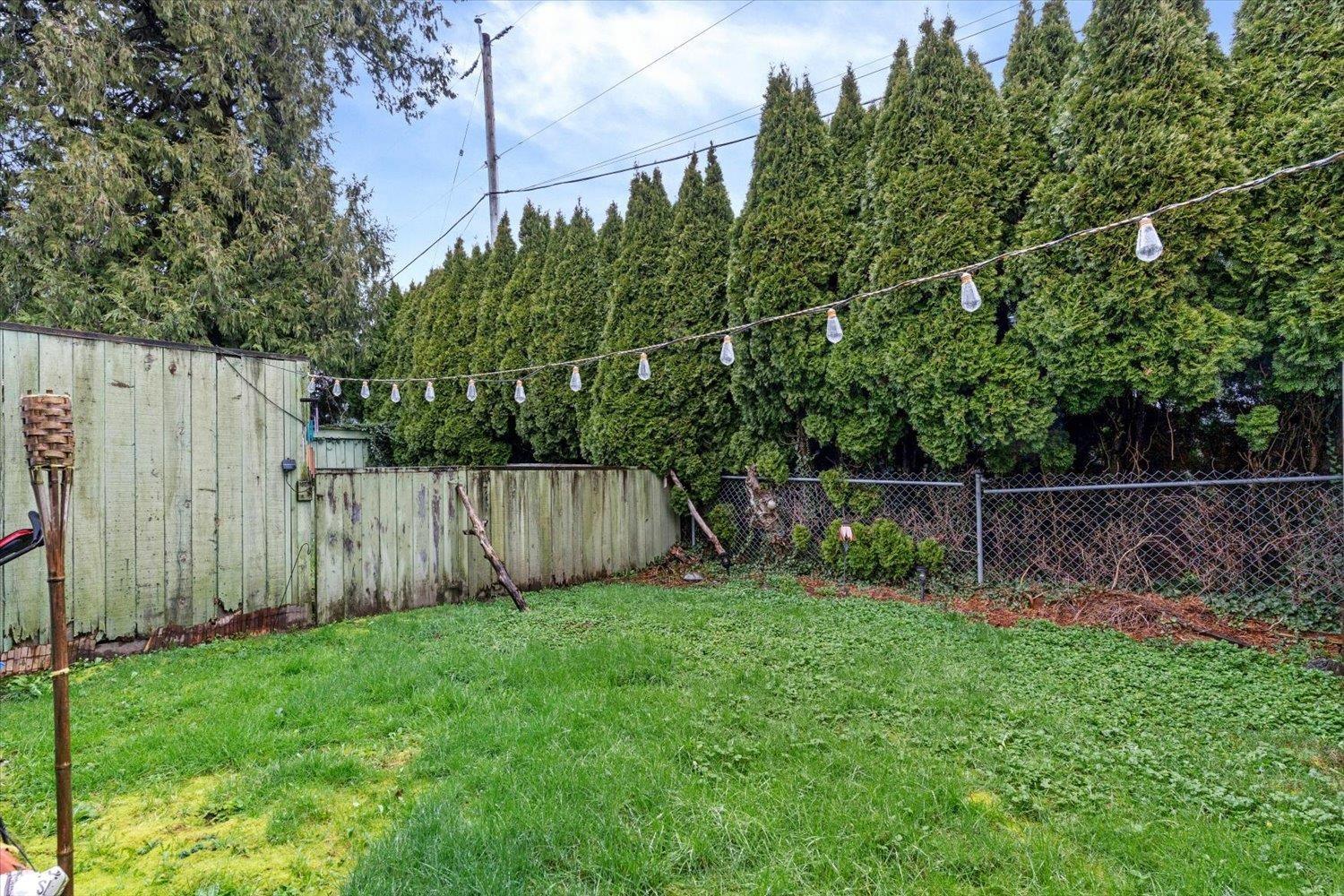 2 9342 HAZEL STREET, Chilliwack Proper East, Chilliwack