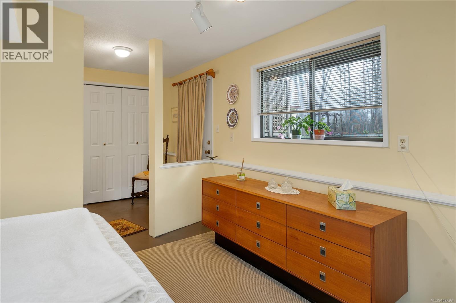 103 REDONDA WAY - 47