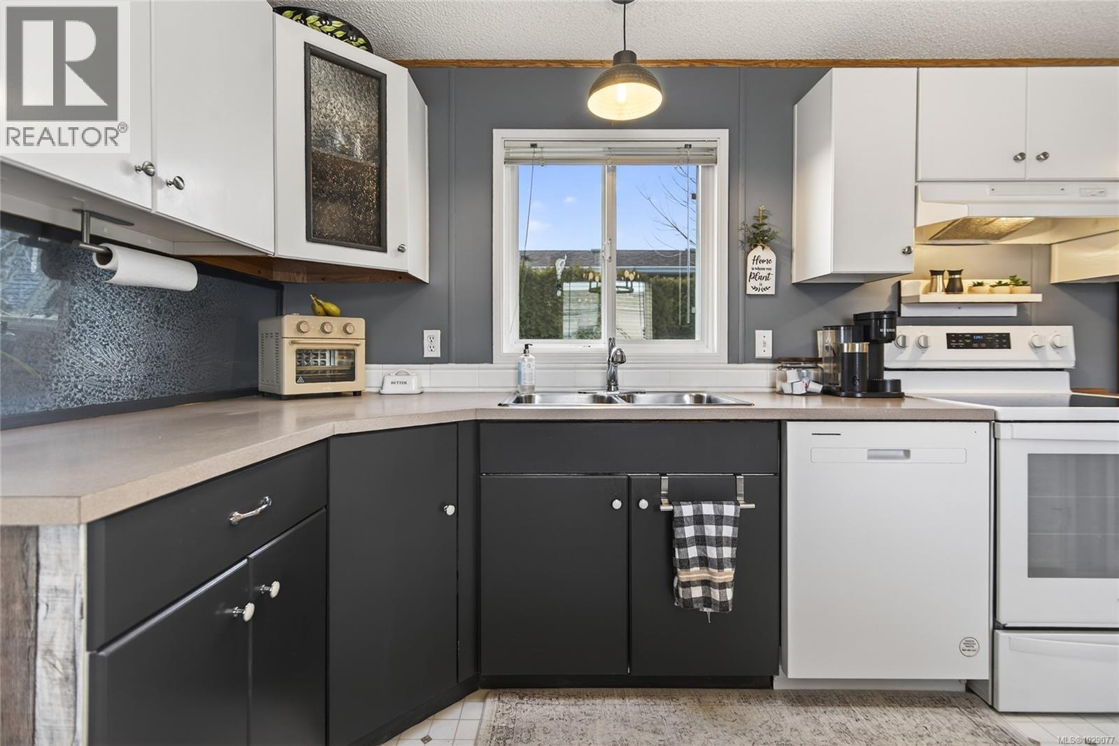 #69 4714 Muir Rd - 6