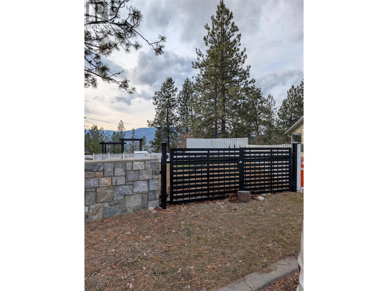 156 EVERGREEN Crescent, Penticton