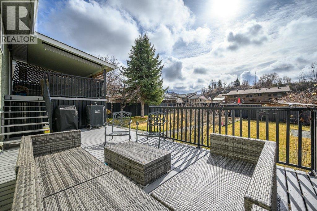 3211 Esquire Road, Ellison