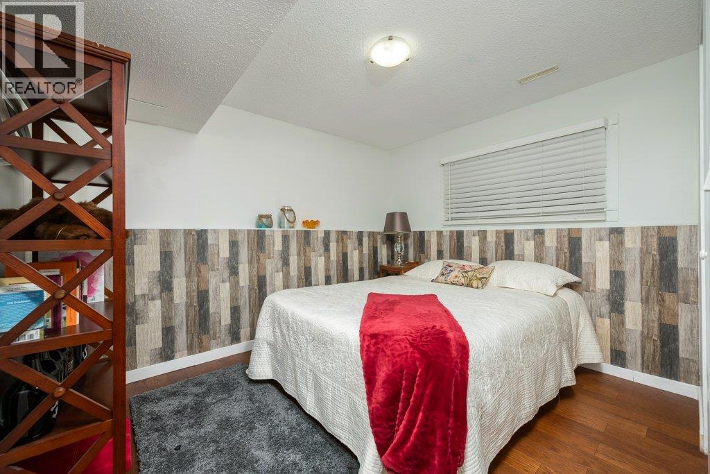 3211 Esquire Road, Ellison