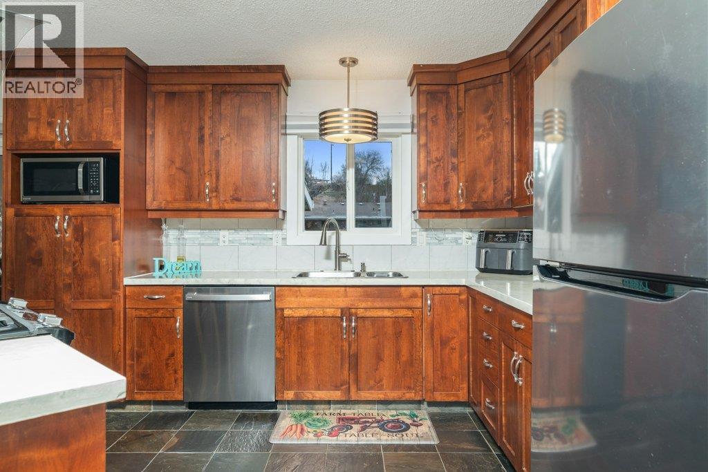 3211 Esquire Road, Ellison