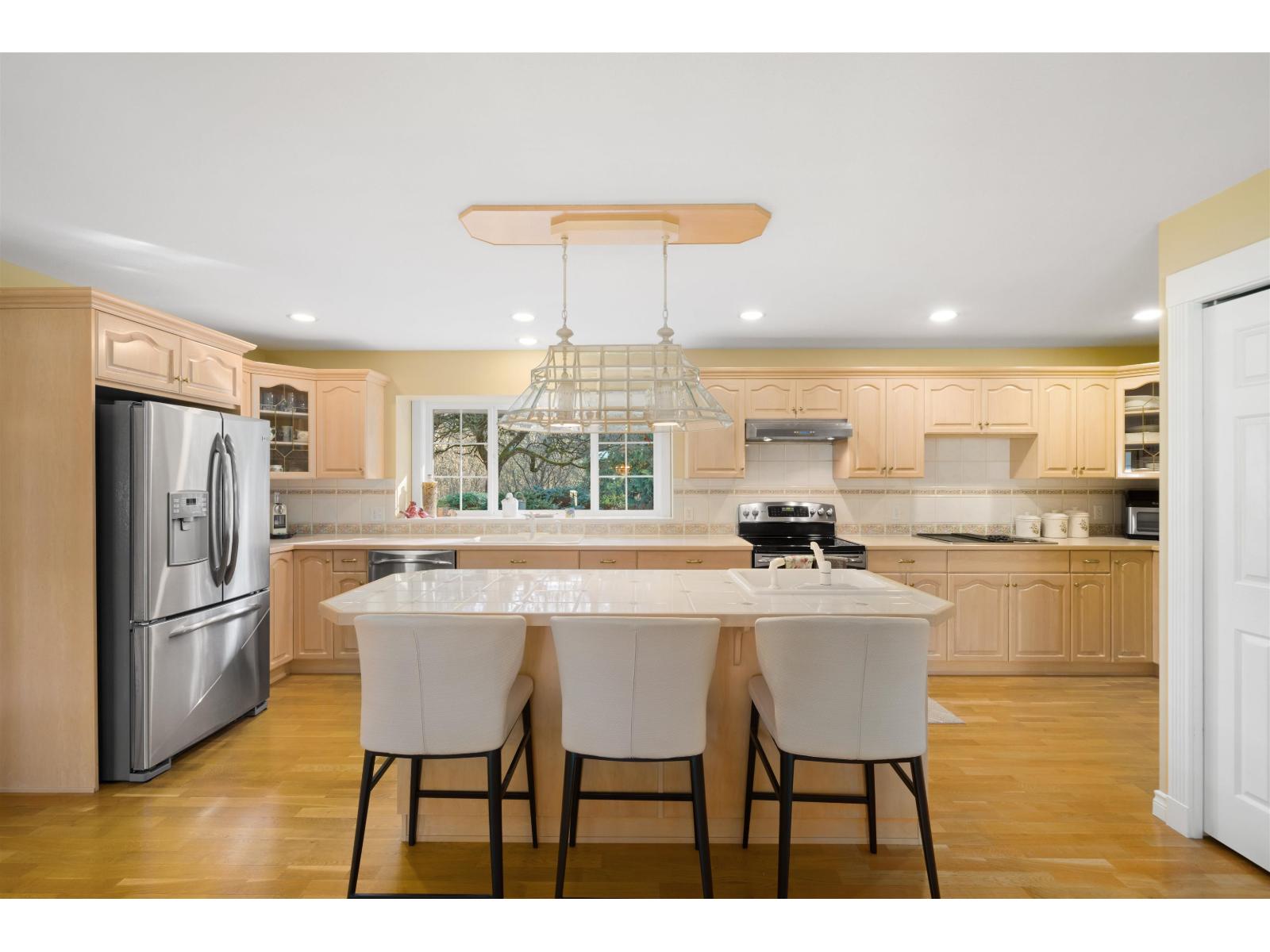 31553 BROOKSIDE AVENUE, Abbotsford