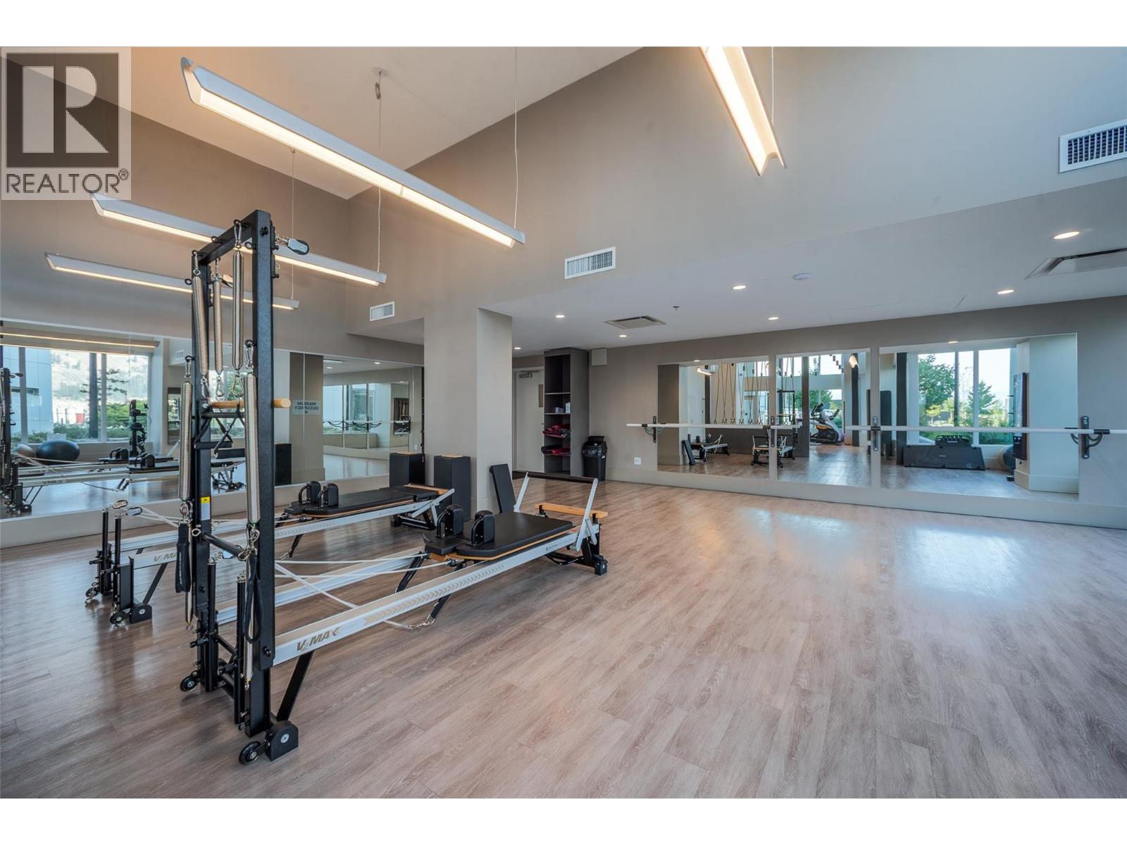 1191 Sunset Drive Unit# 2104, Kelowna