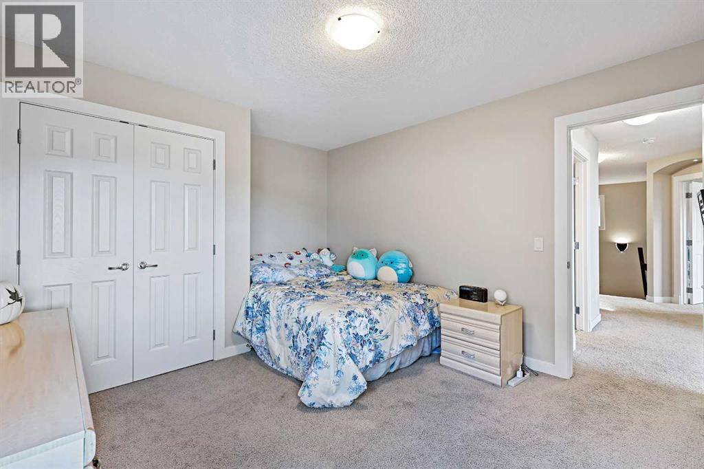 Single Family House for Sale in  Tuscany Estates Rise NW Tuscany Calgary 