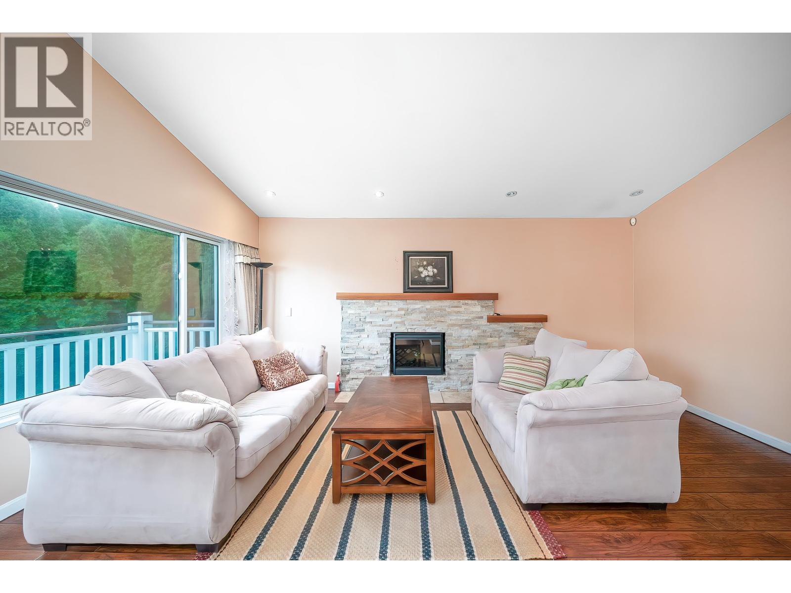 10751 MERSEY Drive - photo 2