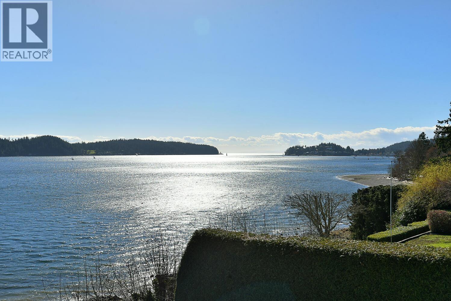 894 MARINE DRIVE, Gibsons