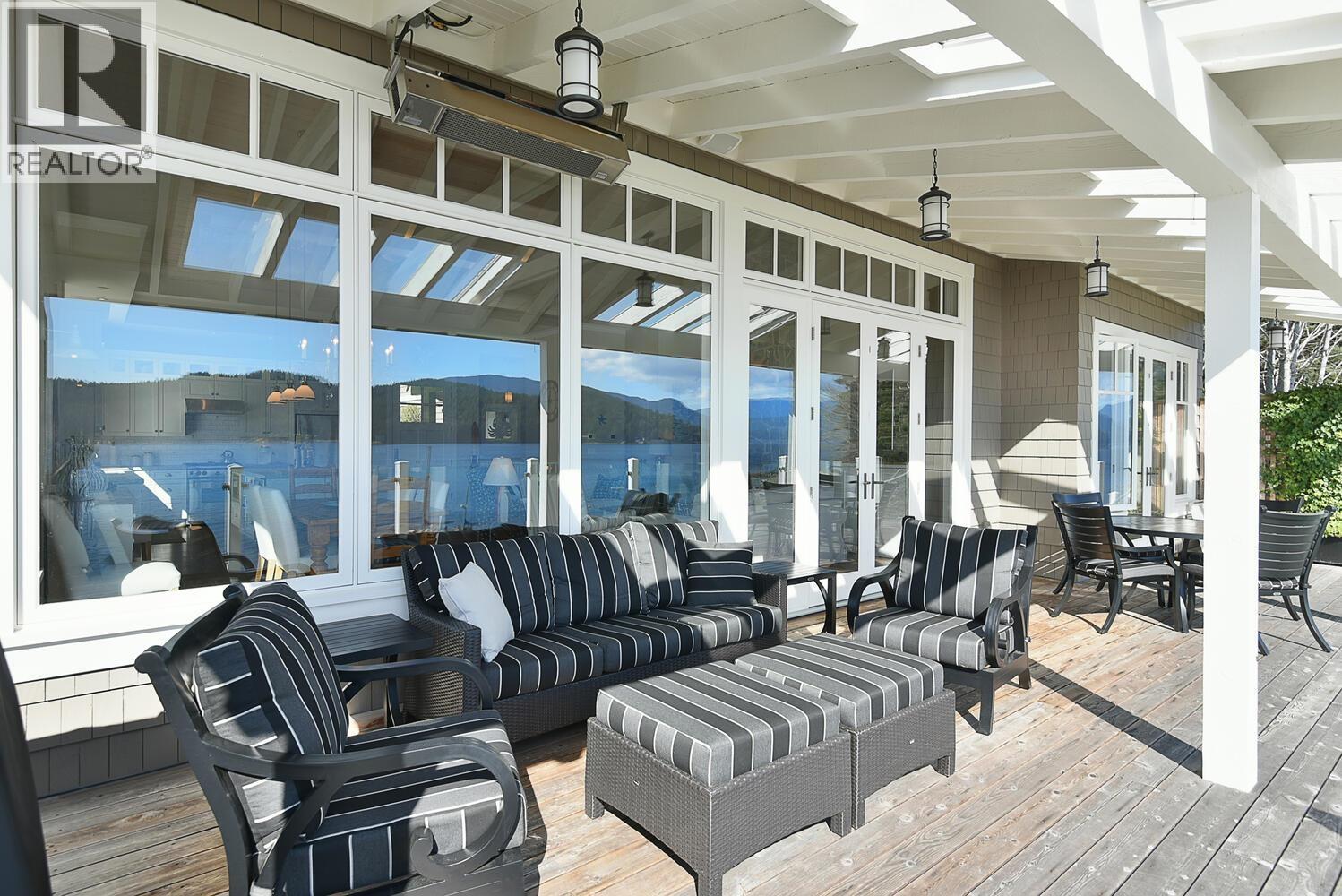 894 MARINE DRIVE, Gibsons